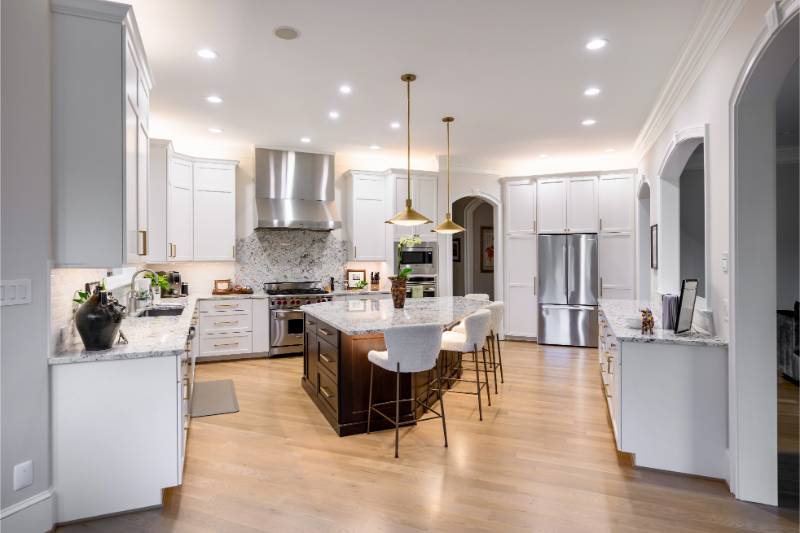 Mouser Frameless Kitchen