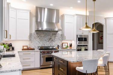 Mouser Frameless Kitchen