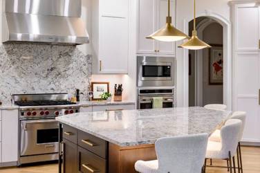 Mouser Frameless Kitchen