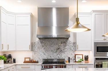 Mouser Frameless Kitchen