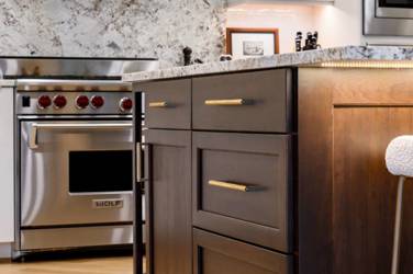 Mouser Frameless Kitchen