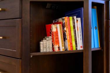 Mouser Frameless Kitchen