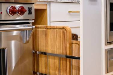 Mouser Frameless Kitchen